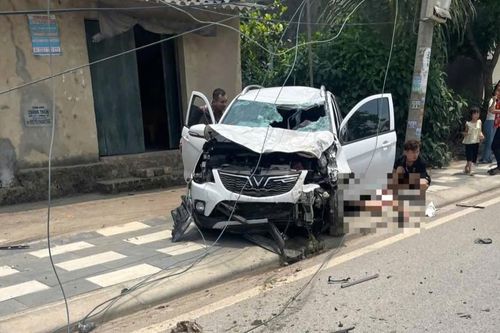 Ô tô tông xe máy, hai vợ chồng thương vong