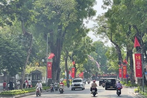 Hà Nội rực rỡ sắc màu văn hóa trong kỳ nghỉ lễ 30/4-1/5