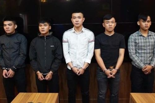 Tạm giam nhóm côn đồ