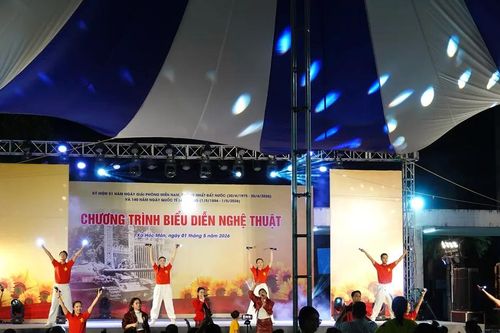 Chương trình Nghệ thuật 'TPHCM – Vươn tới những tầm cao'