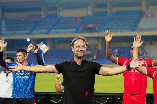 Vòng 21 V.League: Những trận 'chung kết' của nhóm cuối bảng