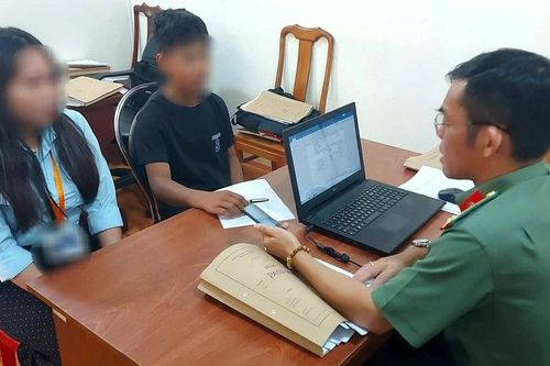 Nam sinh dựng ảnh nhạy cảm bạn học nữ, công an vào cuộc