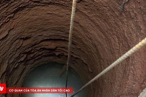 Cứu người đàn ông rơi xuống giếng sâu 35m