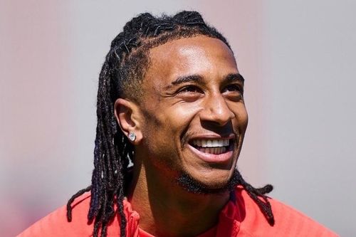 Tiết lộ xúc động về 'hiện tượng' Michael Olise ở Bayern Munich