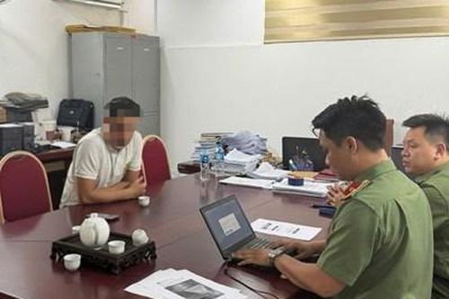 Hai trường hợp bị xử lý vì bình luận xúc phạm lực lượng Công an trên Facebook