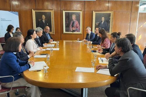 Uruguay mong muốn mở rộng hợp tác với các nước thành viên ASEAN