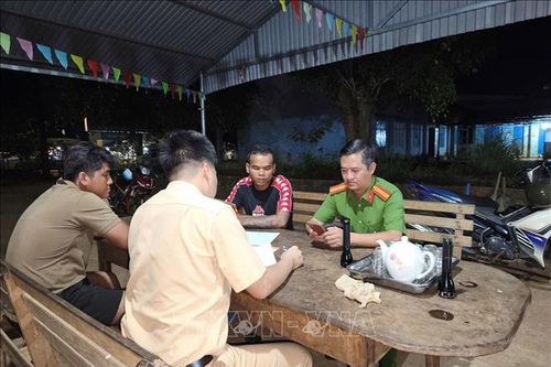 Xử lý nhóm thanh niên chạy xe 'bốc đầu' để câu view trên Facebook