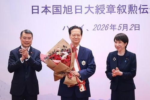 2 nguyên lãnh đạo Việt Nam nhận Huân chương cao quý nhất của Nhật Bản