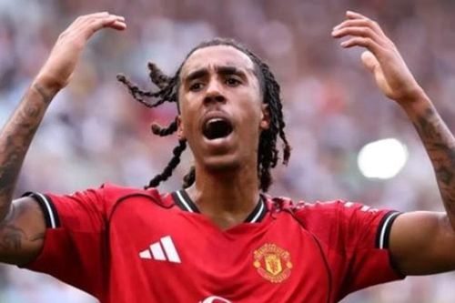 Tin chuyển nhượng tối 2/5: MU đổi Yoro lấy Balde, Arsenal bạo chi vì Yan Diomande