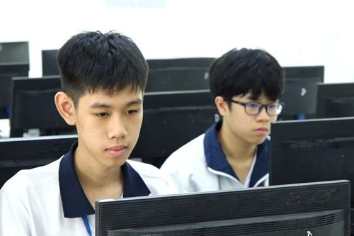 Võ Thanh Tùng - Niềm tự hào của học sinh chuyên Tin