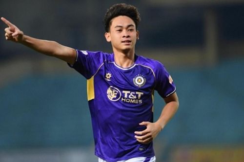 Nguyễn Anh Tiệp: Trung vệ 1m83 đang gây sốt với hiệu suất ghi bàn tại Hà Nội FC