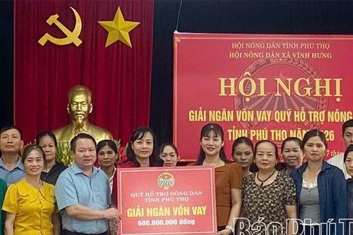 Bệ đỡ giúp nông dân vươn lên phát triển kinh tế