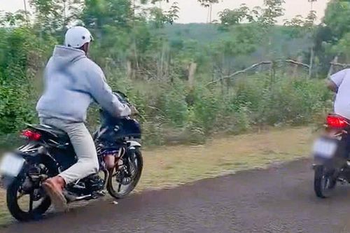 Xử lý nhóm thanh niên bốc đầu xe, quay clip đăng lên mạng xã hội để câu view
