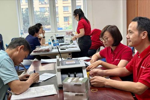 Phường Thanh Xuân chi trả tiền bồi thường cho các hộ dân