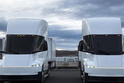 Tesla Semi chính thức sản xuất hàng loạt sau 7 năm trễ hẹn