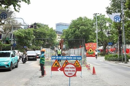 Công trường Hà Nội chuyển biến ra sao sau phản ánh?