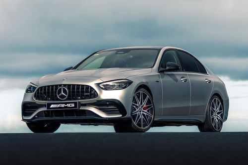 Mercedes-AMG C 43 Edition R+ nhiều 'đồ chơi' nhưng giá lại rẻ hơn?