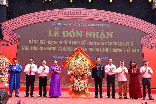 Nhà thờ họ Hoàng đón Bằng xếp hạng Di tích Lịch sử - Văn hóa cấp Thành phố