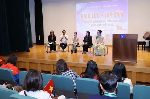 Cộng đồng người Việt tại Kansai (Nhật Bản) hướng về Tổ quốc nhân kỷ niệm ngày lễ lớn