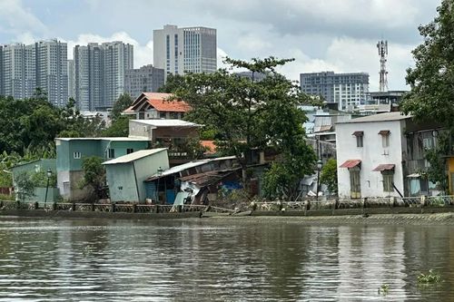 Đẩy nhanh xây kè chống sạt lở sông, rạch
