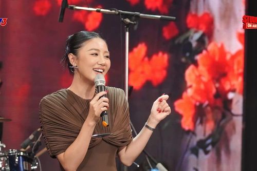 Văn Mai Hương lần đầu tiết lộ 'điểm tựa' giúp cô vượt qua mọi giông bão