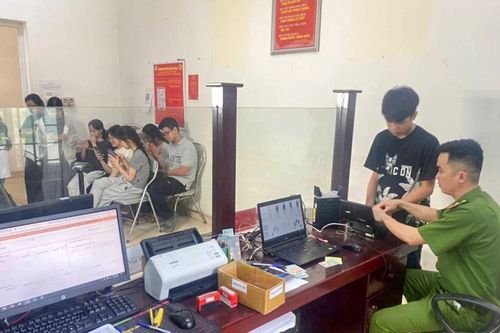 Cao Bằng cấp căn cước công dân xuyên dịp nghỉ lễ