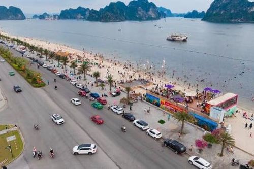 Doanh thu du lịch Quảng Ninh đạt trên 2.500 tỷ đồng sau 3 ngày nghỉ lễ
