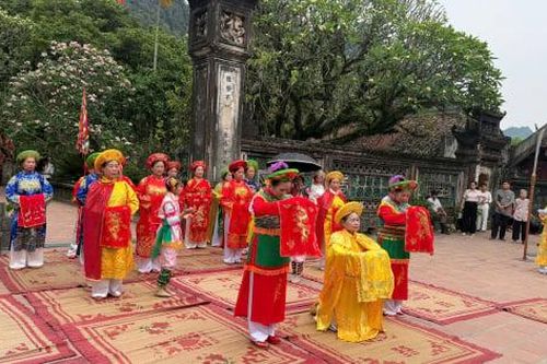 Ninh Bình đón hơn 2,7 triệu lượt du khách, thu hơn 4.200 tỷ đồng dịp nghỉ lễ