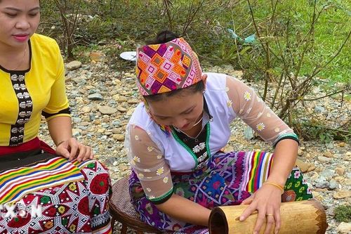 Độc đáo nước uống 'chè đâm' của đồng bào Thái phía Tây Nghệ An