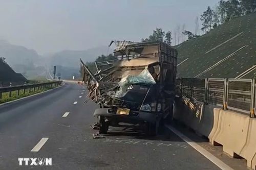 Quảng Trị: Tai nạn giao thông trên đường cao tốc, 2 người thương vong