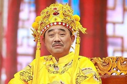 Cuộc sống tự do, tự lo và độc thân vui vẻ của 'Ngọc hoàng' quyền lực nhất 'Táo quân'