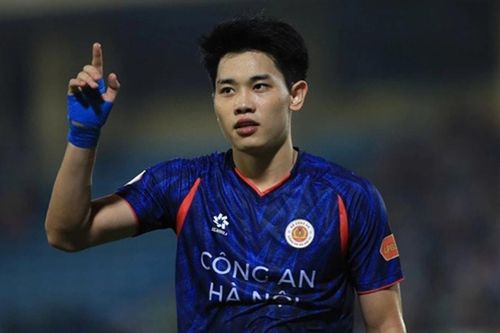 Nguyễn Đình Bắc bùng nổ tại Lạch Tray: Công an Hà Nội chạm tay vào ngôi vương V.League