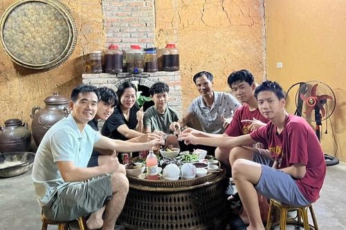 Xã Y Tý đón gần 4.000 lượt khách trong dịp nghỉ lễ 30/4 - 01/5