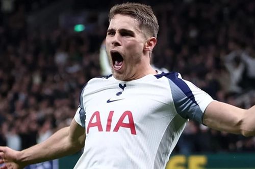 Micky van de Ven đòi lương 200.000 bảng: Canh bạc lớn cho Man United
