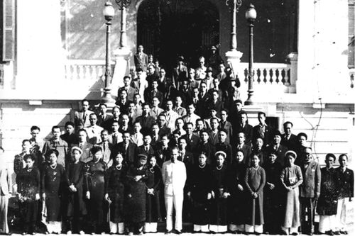 Khôi phục công nghiệp, phát triển thương mại ngay sau Cách mạng Tháng Tám 1945