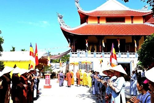Quảng Ngãi: Lễ lạc thành ngôi Tam bảo chùa Cảnh Long