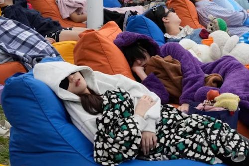 Khi ngủ cũng phải thi: Câu chuyện phía sau 'Cuộc thi ngủ nhanh' ở Seoul