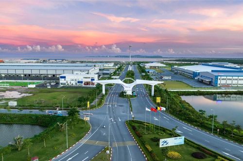 Hà Nội tái thiết khu công nghiệp hướng tới Net Zero