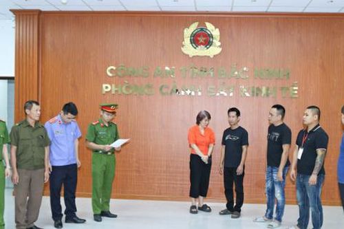 Lật tẩy đường dây làm giả bệnh án, khởi tố 32 bị can