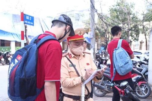 Cảnh sát giao thông lập biên bản xử lý 53.916 trường hợp vi phạm trong 4 ngày nghỉ lễ