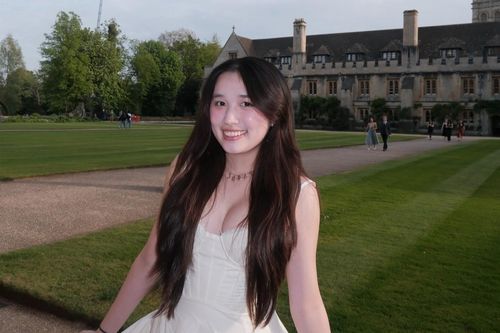 Điều đặc biệt của ngôi trường Jenny Huynh sắp theo học
