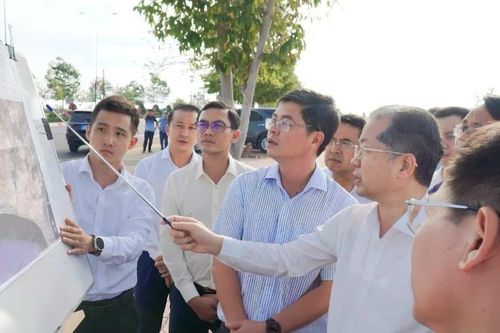 Lâm Đồng cần xây dựng chính sách đặc thù để phát triển kinh tế