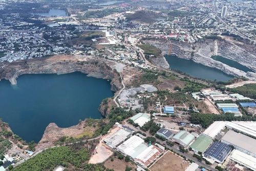 [Ảnh] Hiện trạng 9 mỏ đá ngưng khai thác giáp ranh 2 thành phố lớn nhất phía nam