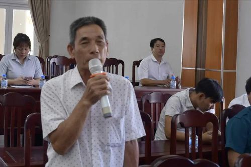 Cử tri đề nghị điều chỉnh giờ học, tăng quyền lợi BHYT