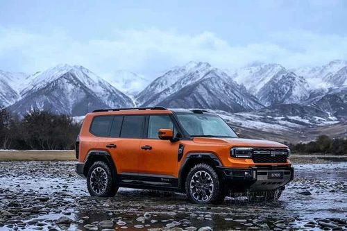 Jetour G700 từ 1,15 tỷ - to như Toyota Land Cruiser, nhưng 'bơi' giỏi hơn