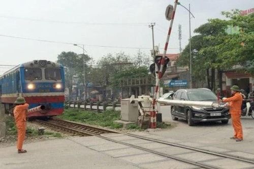 Đề xuất hơn 8.000 tỷ đồng xóa 18 vị trí giao cắt đường sắt với đường bộ