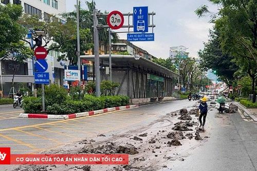 Phạt nặng tài xế và chủ xe tải làm rơi vãi bùn đất trên đường Láng Hạ