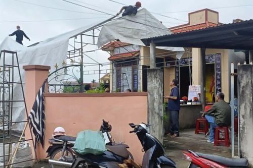 Nghi án nghịch tử tấn công bố mẹ làm 1 người tử vong