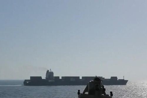 Pakistan tiếp nhận thủy thủ Iran bị Mỹ bắt, UAE tố Tehran tấn công tàu chở dầu