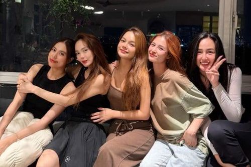 U40 Vbiz khoe mặt mộc: 5 mỹ nhân khiến dân mạng 'soi' tuổi thật